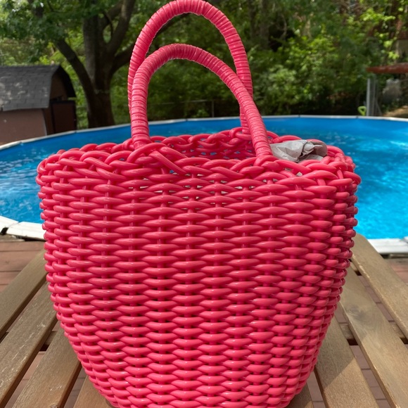 Kate Spade - Picture 2 of 5